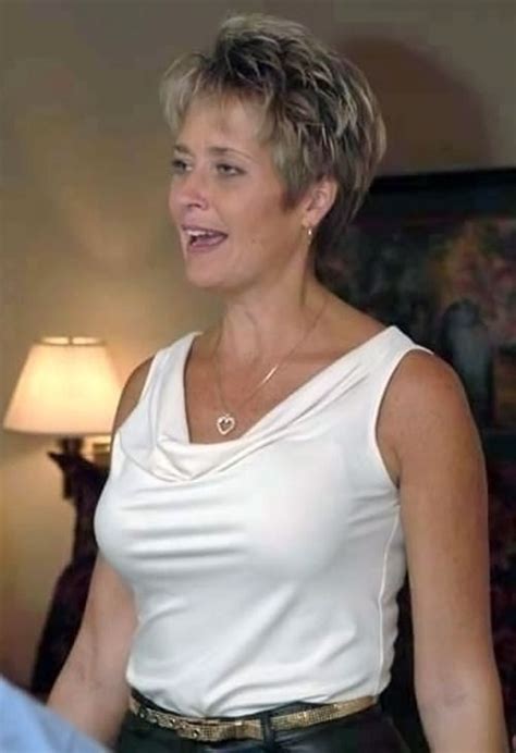 short hair milf|Short Hair MILF Porn Videos & Mom Sex Tube